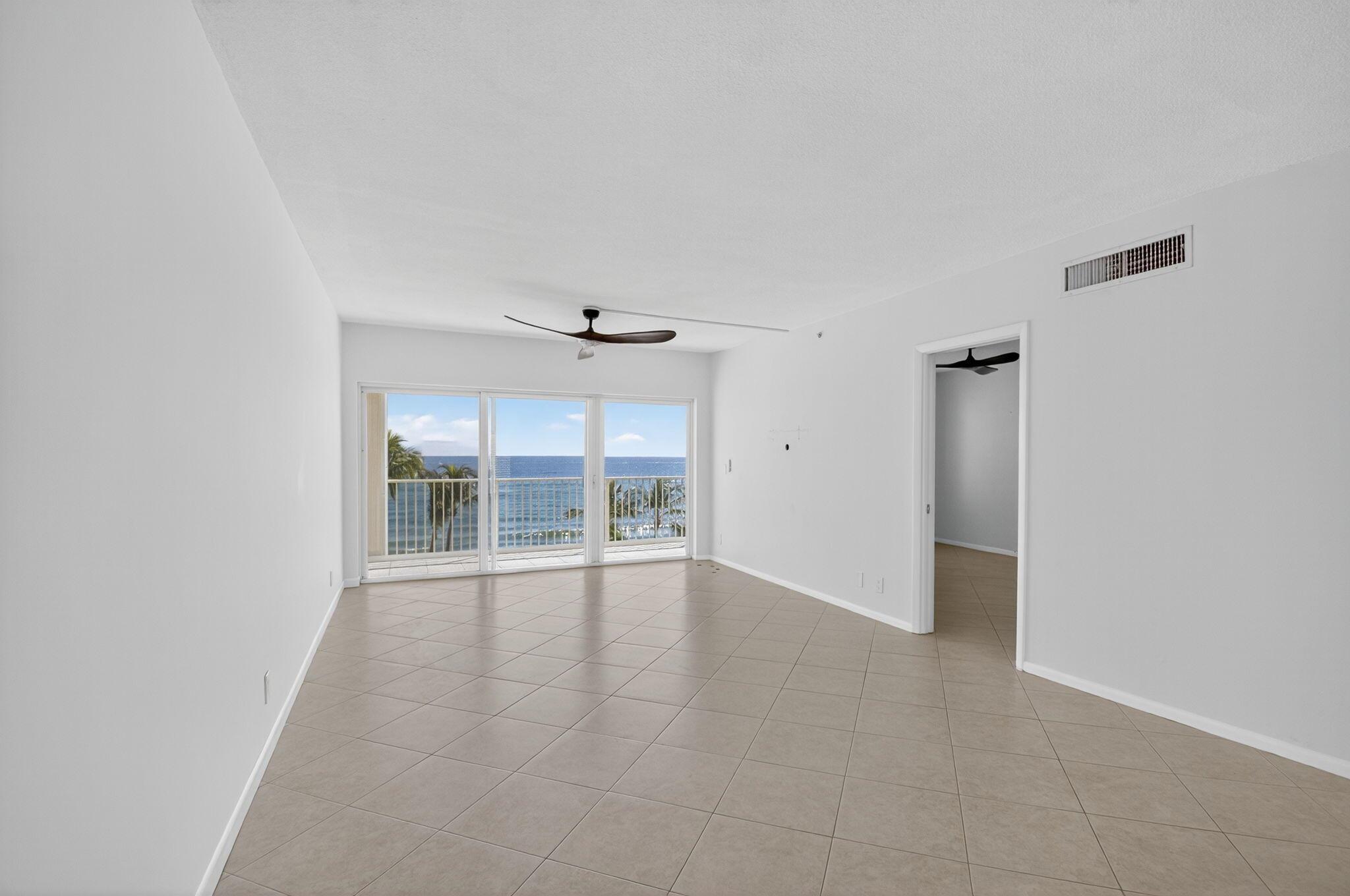 PENTHOUSE TOWERS CONDO - Residential
