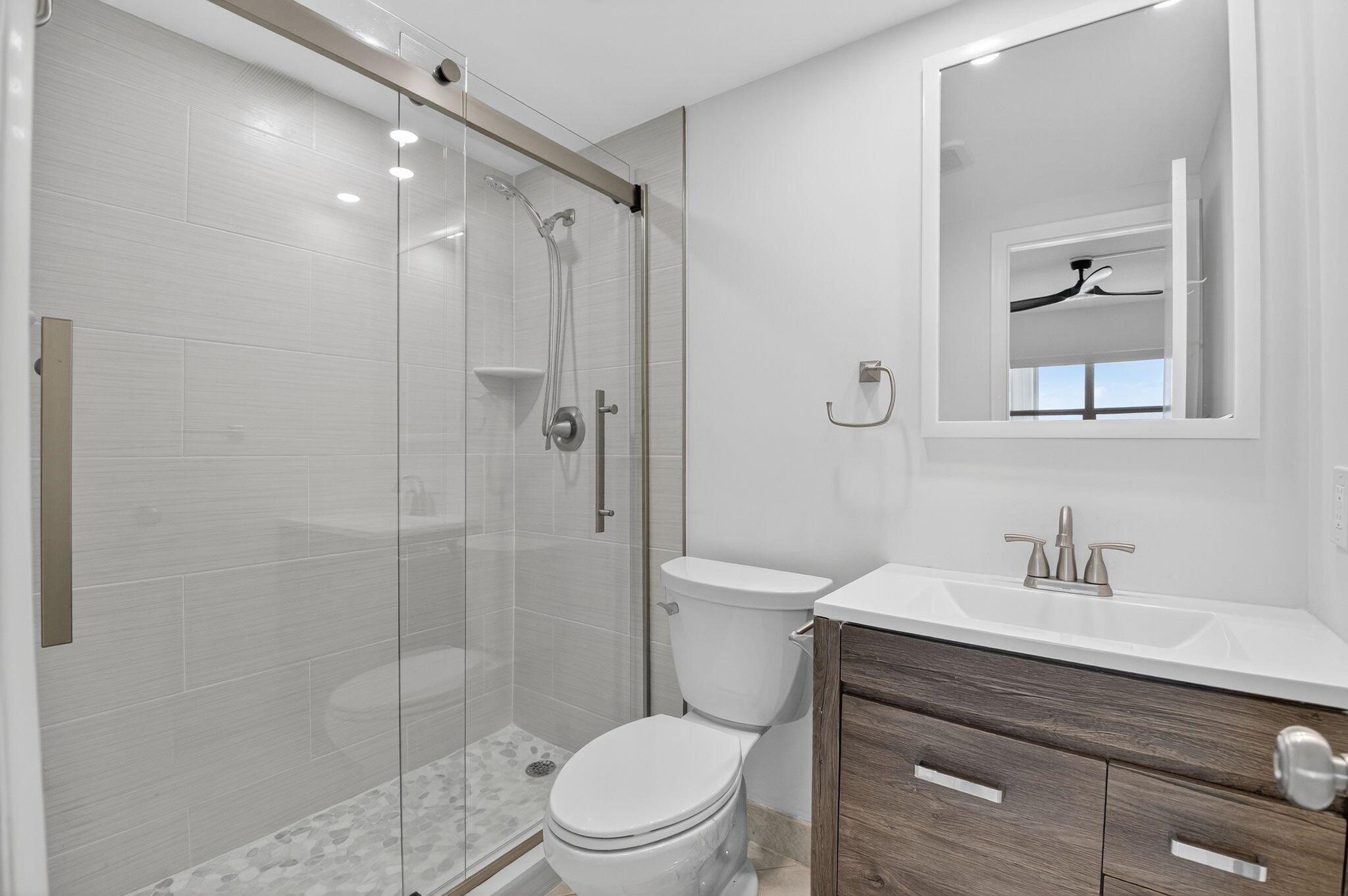 PENTHOUSE TOWERS CONDO - Residential