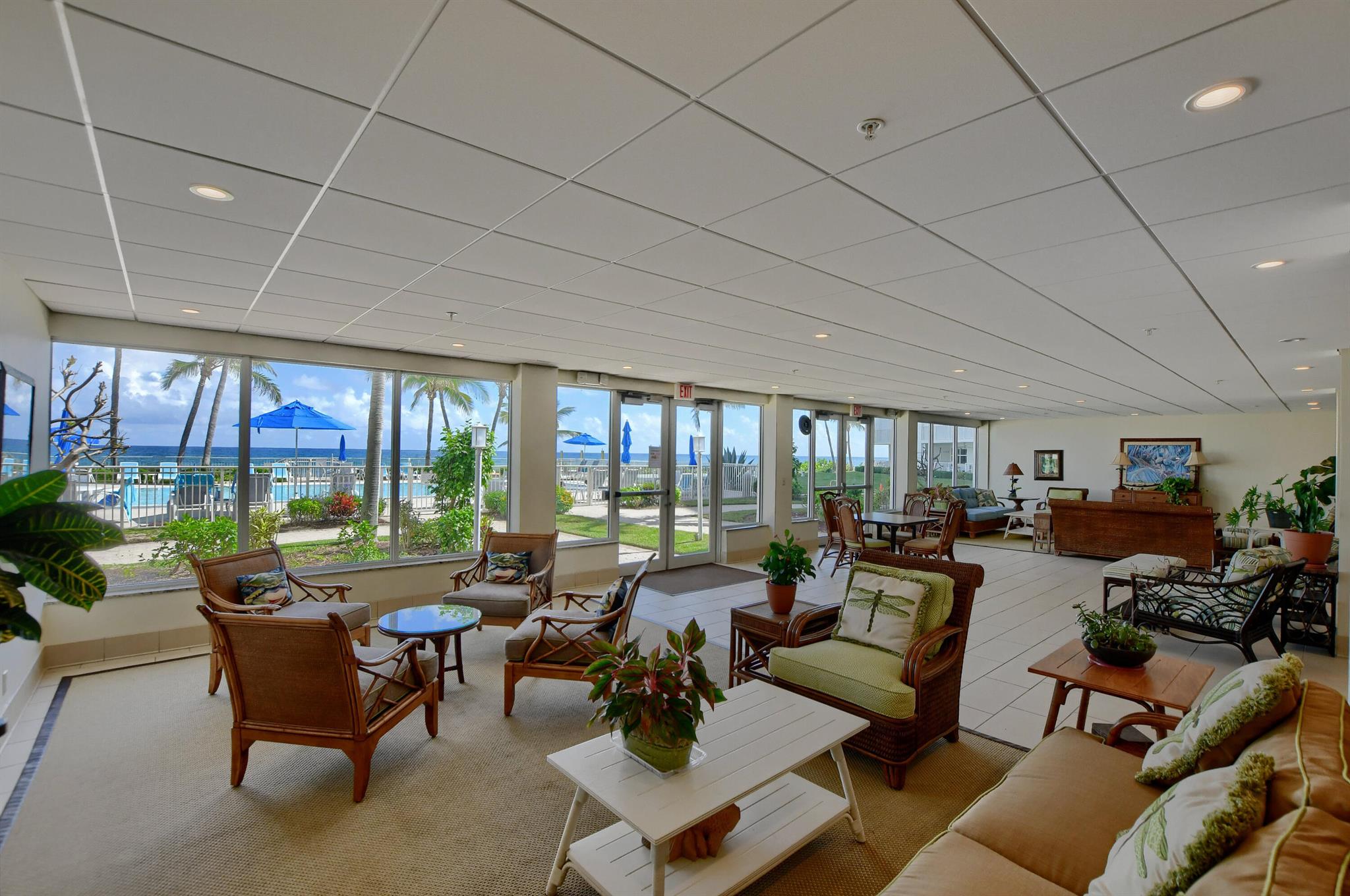 PENTHOUSE TOWERS CONDO - Residential