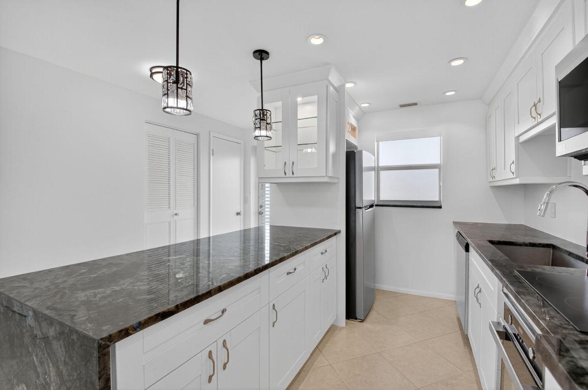 3101 S Ocean Boulevard 514