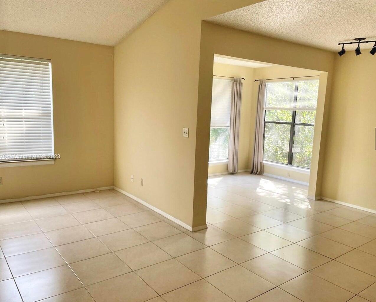 BOYNTON LANDINGS CONDO - Residential Lease