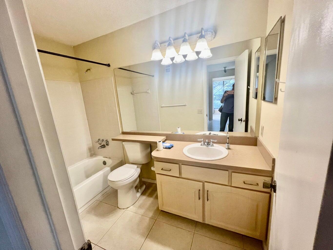 BOYNTON LANDINGS CONDO - Residential Lease