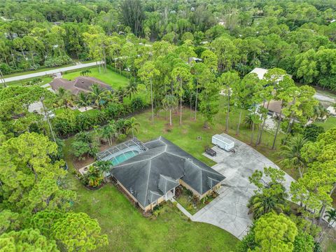 A home in Loxahatchee