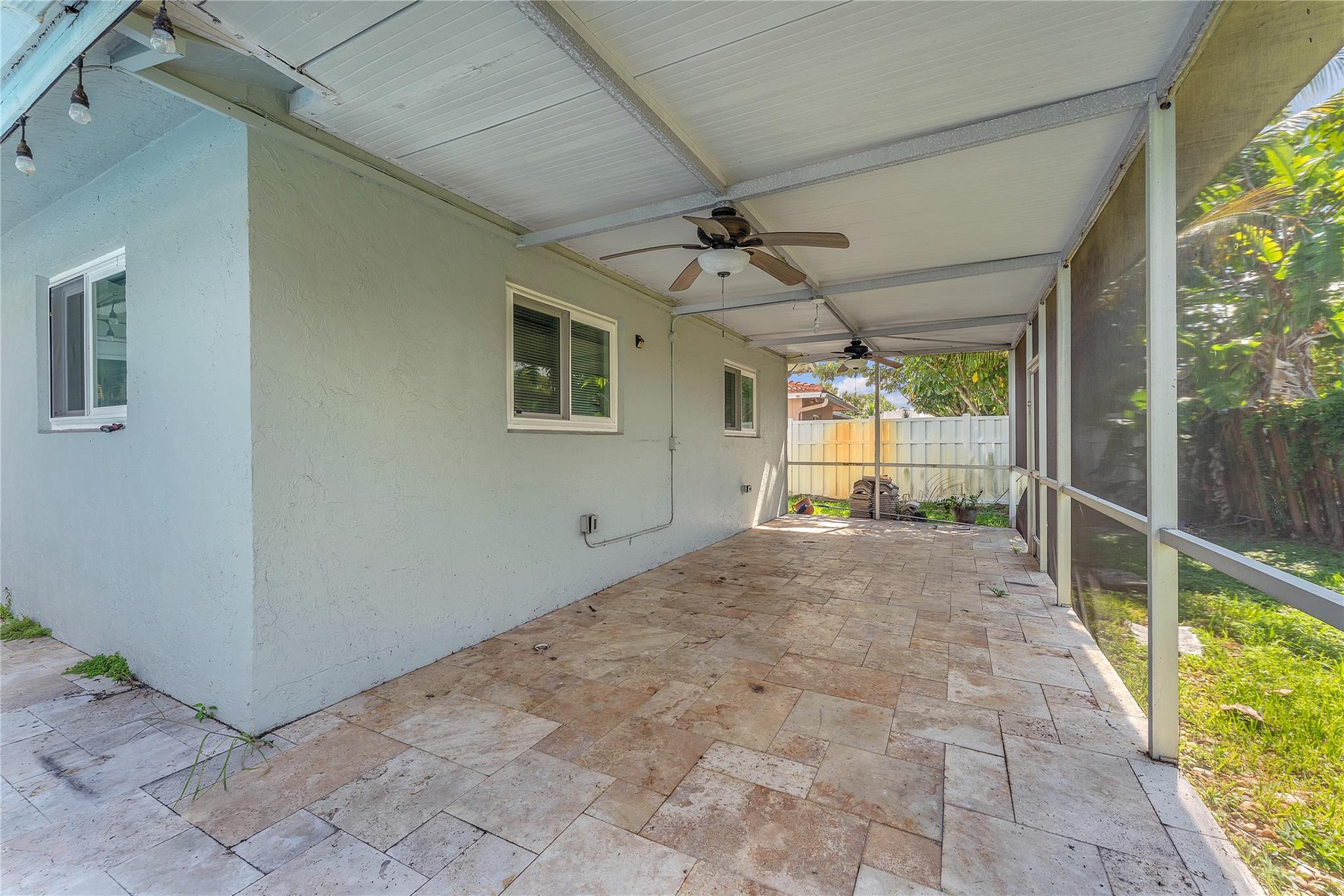 Coral Spgs Country Club - Residential Lease