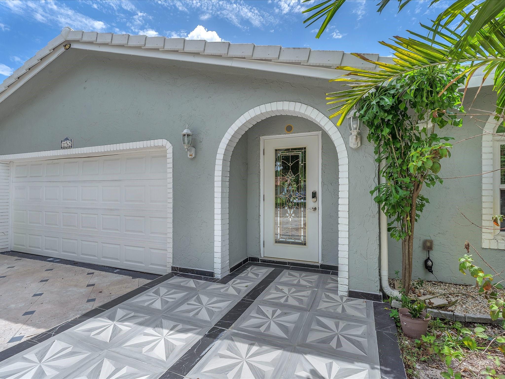 Coral Spgs Country Club - Residential Lease