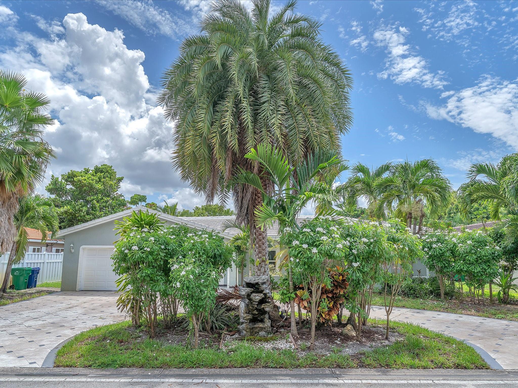 Coral Spgs Country Club - Residential Lease