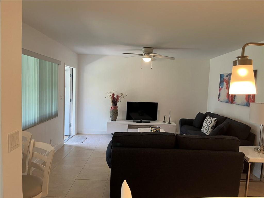 TARELTON MANOR - Residential