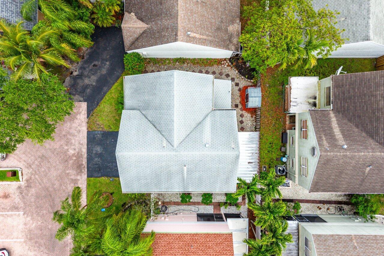 CORAL LAKES - Residential