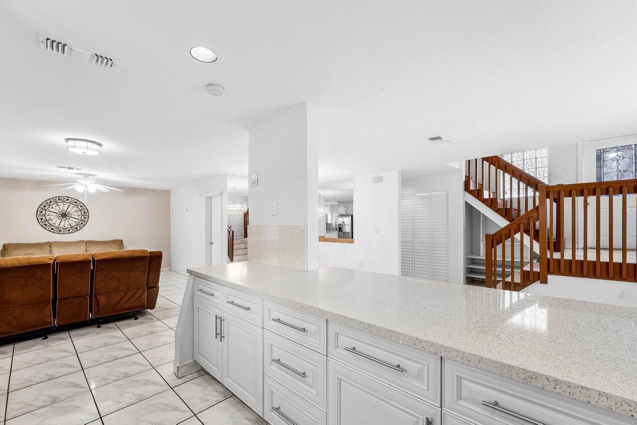 CORAL LAKES - Residential