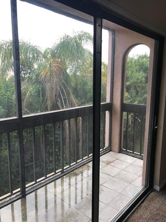 PRESIDENTIAL GOLFVIEW COND DECL FILED 5-16-81 - Residential