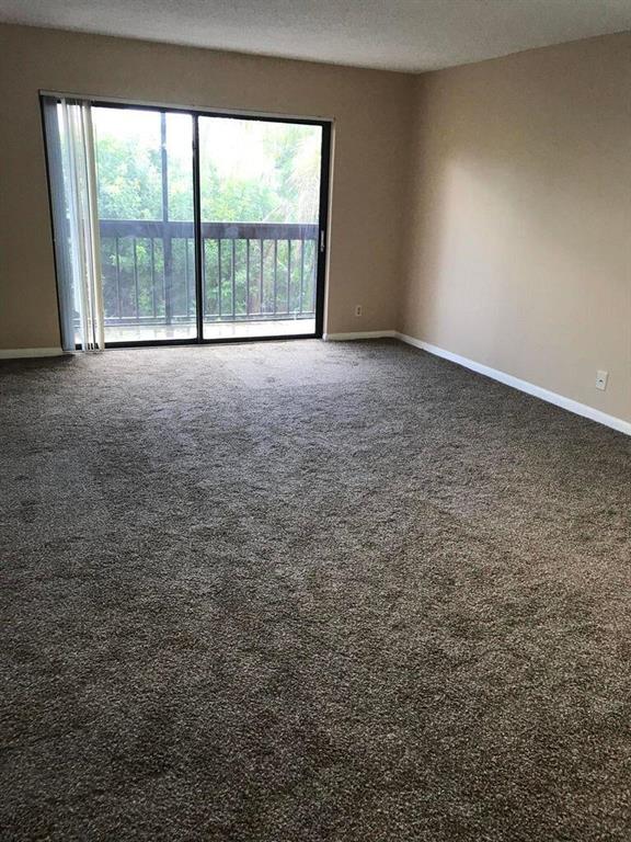 PRESIDENTIAL GOLFVIEW COND DECL FILED 5-16-81 - Residential