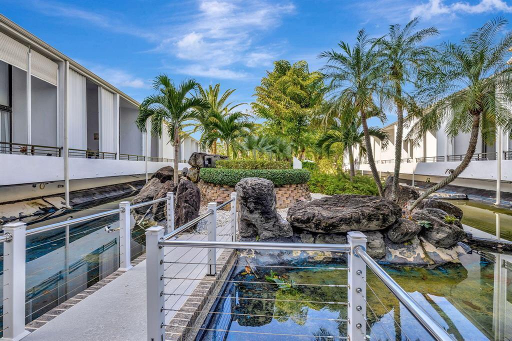 3589 S Ocean Boulevard 10