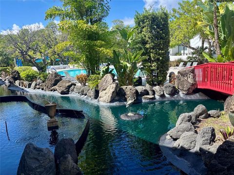 3589 S Ocean Boulevard 10 South Palm Beach FL 33480