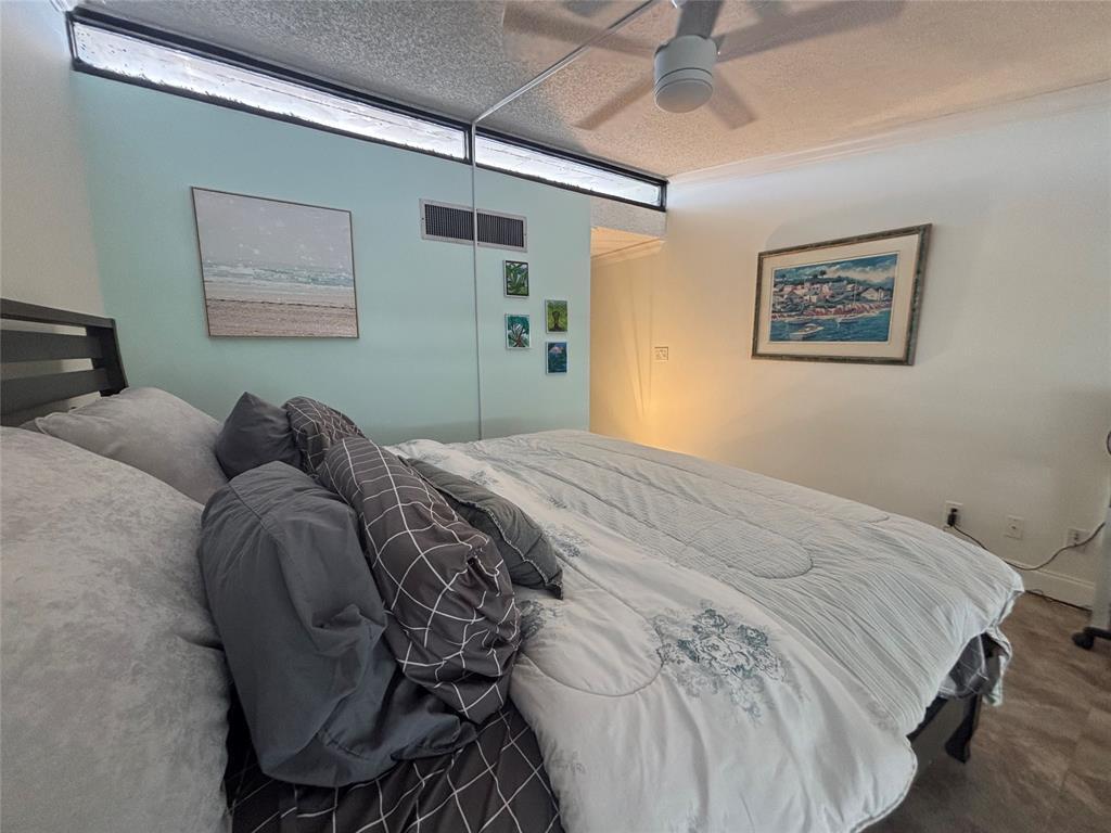 MAYFAIR HOUSE CONDO - Residential