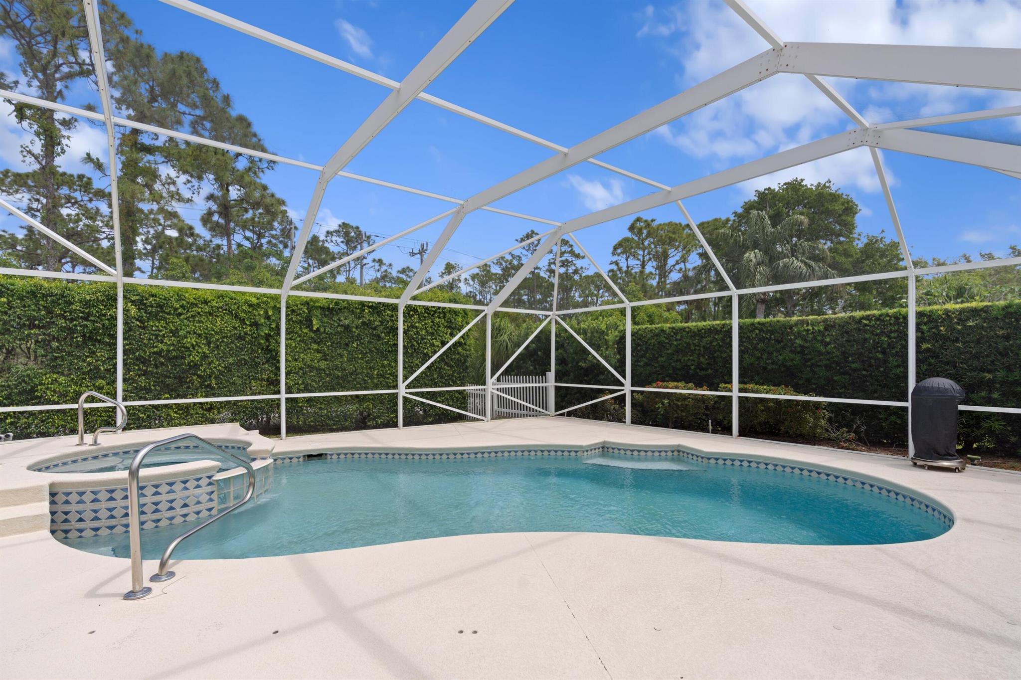 NORTH PASSAGE - Residential