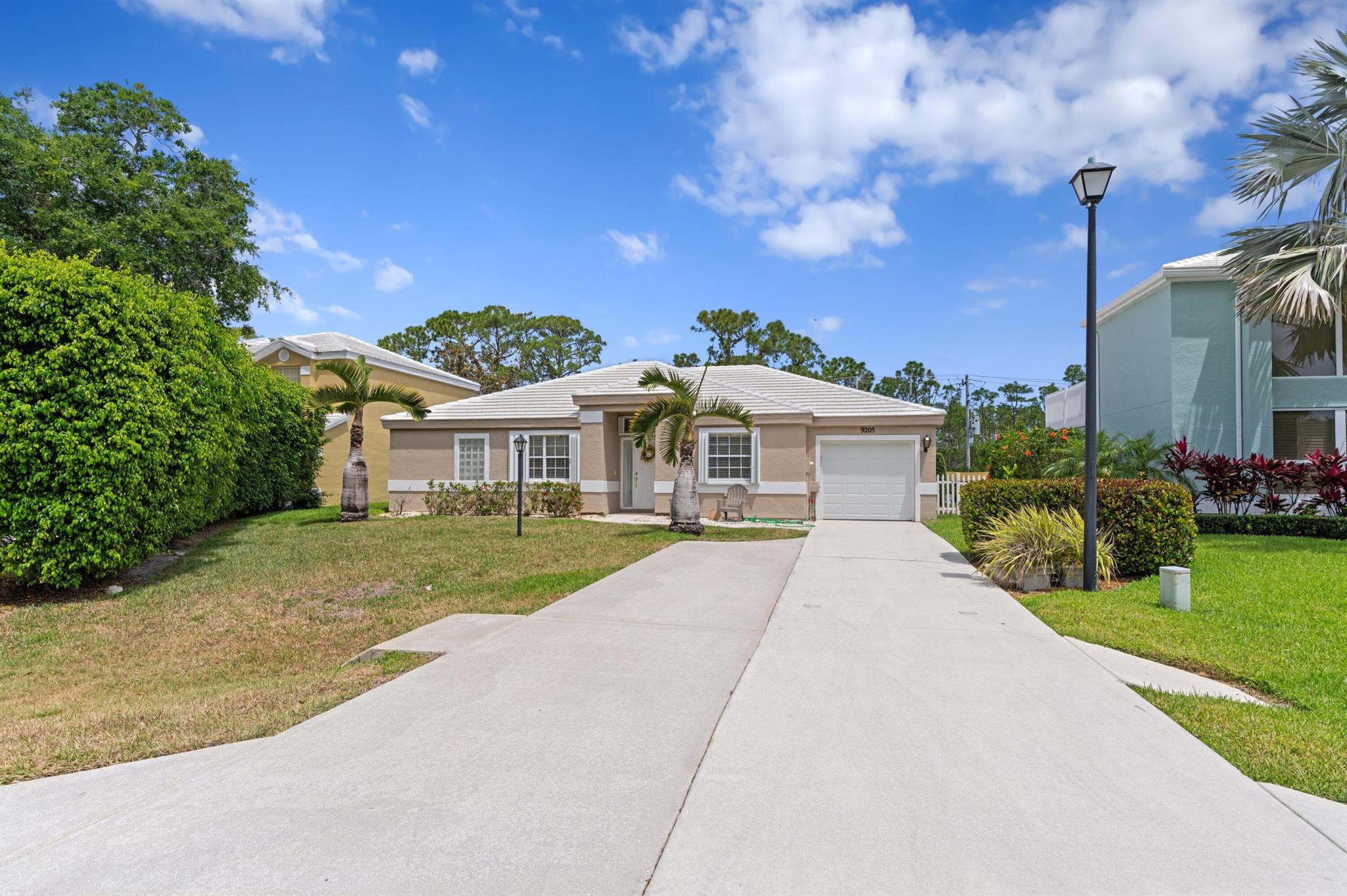 NORTH PASSAGE - Residential