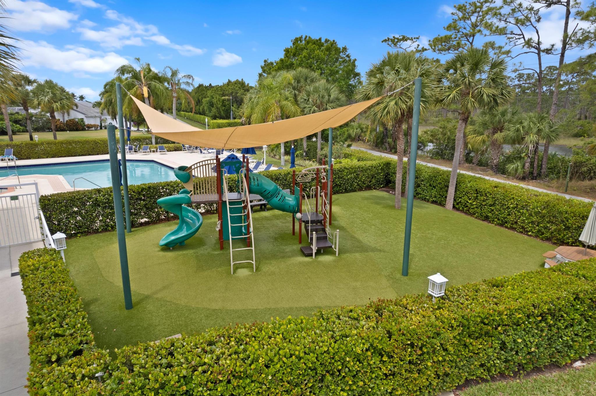 NORTH PASSAGE - Residential