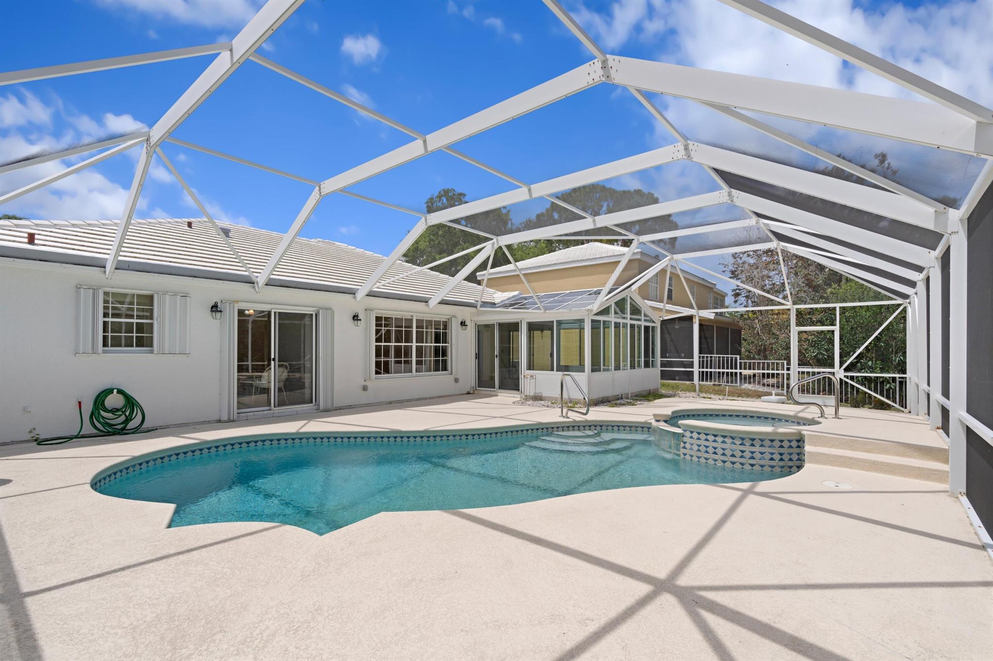 NORTH PASSAGE - Residential