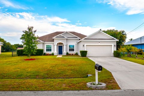 Single Family Residence in Port St Lucie FL 492 College Park Road Rd.jpg