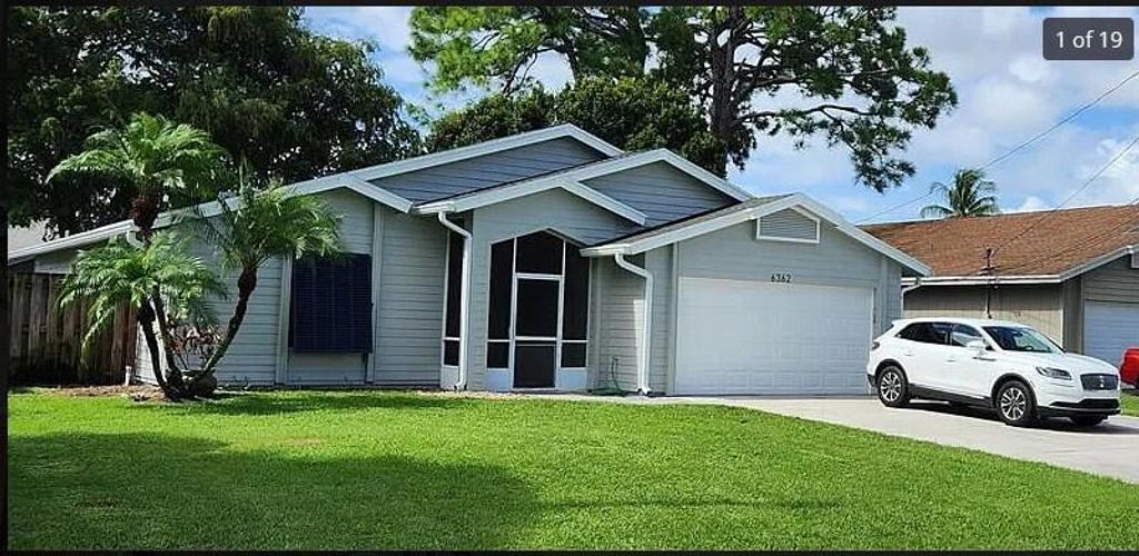 Photo of 6362 Mullin Street, Jupiter, FL 33458 (MLS # R11037608)