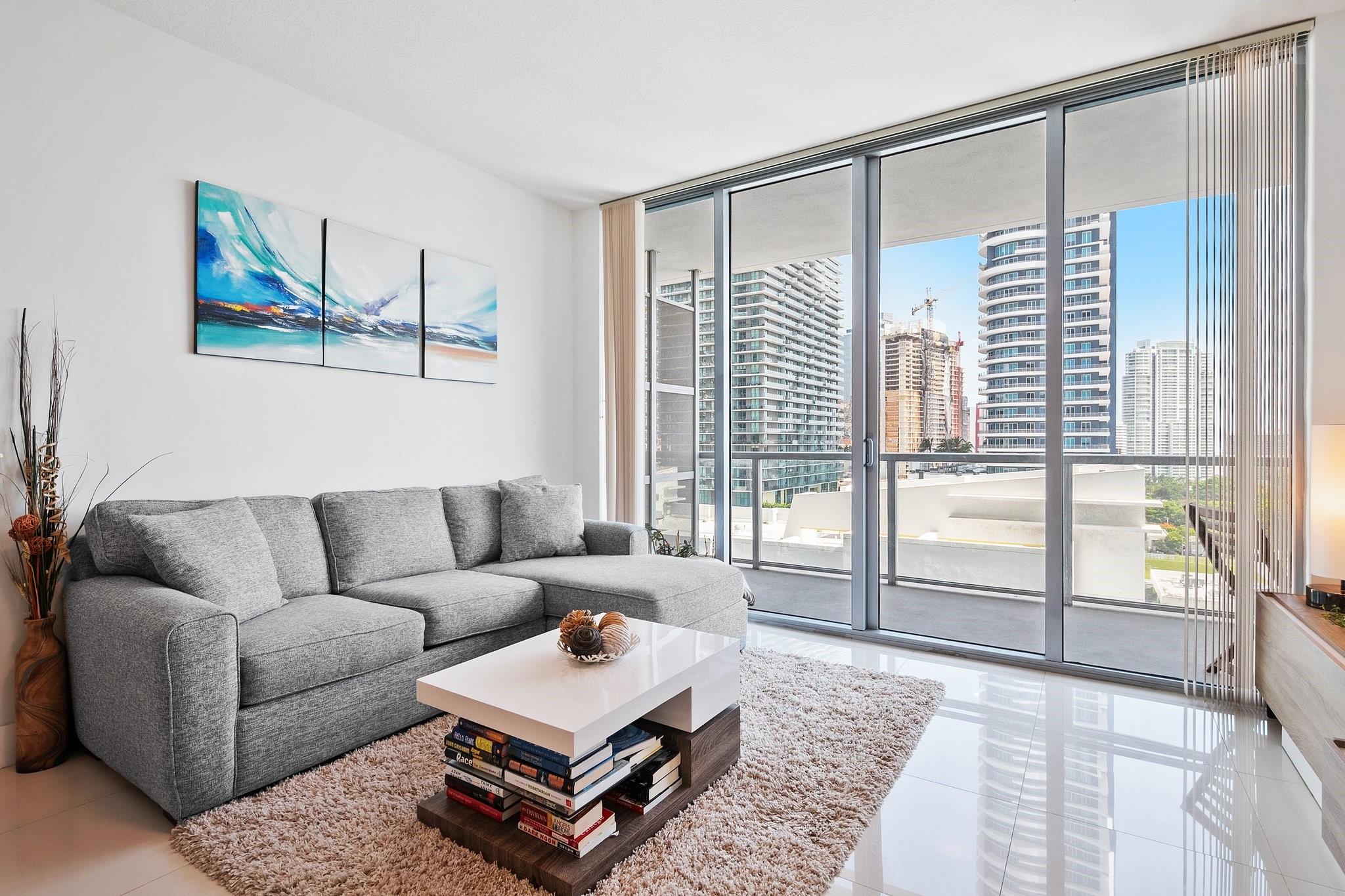 AXIS ON BRICKELL - Residential