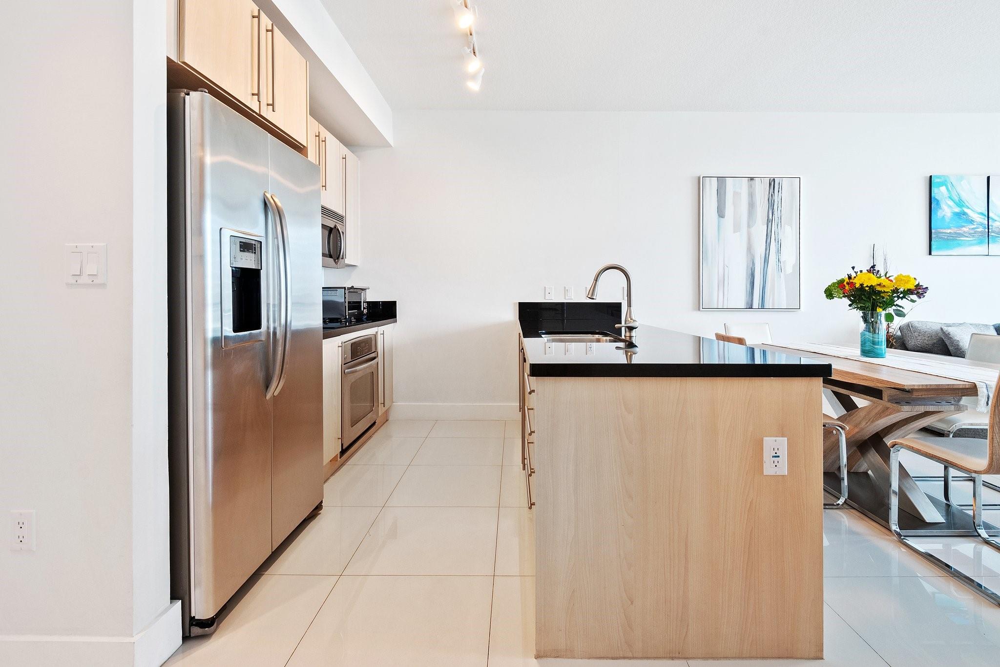AXIS ON BRICKELL - Residential