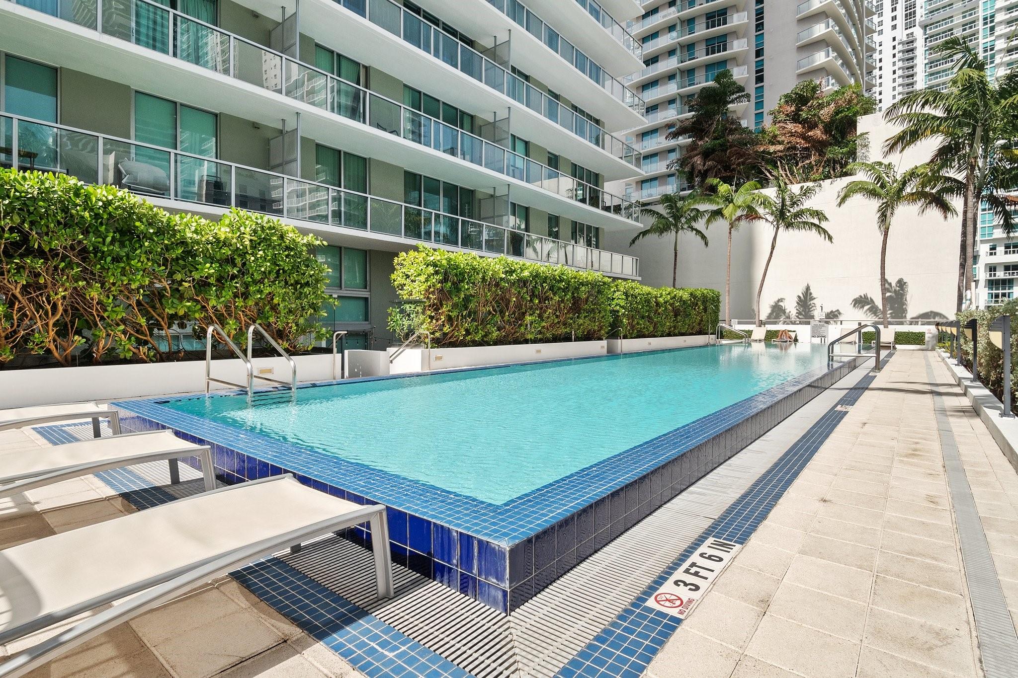 AXIS ON BRICKELL - Residential