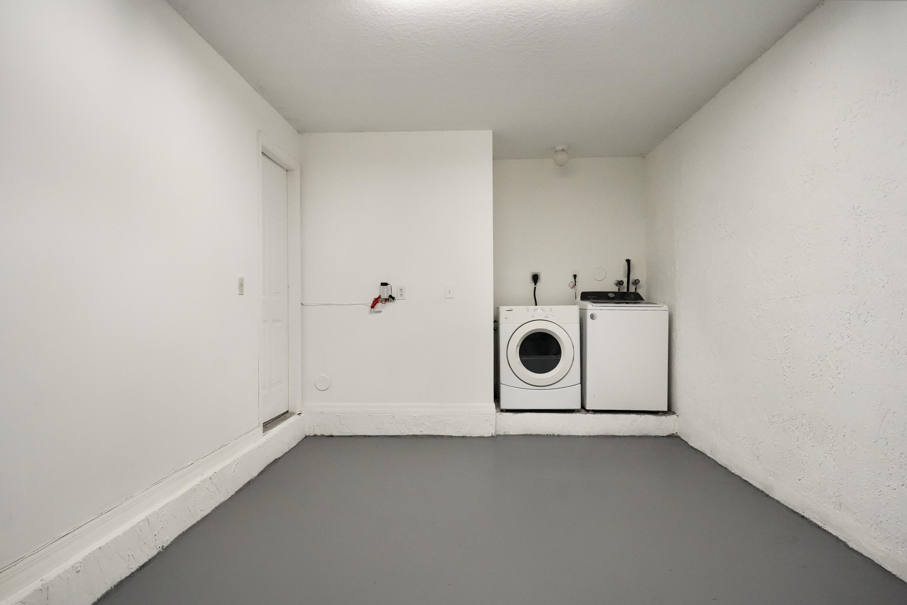 CEDARS WOODS HOMES CONDO - Residential Lease