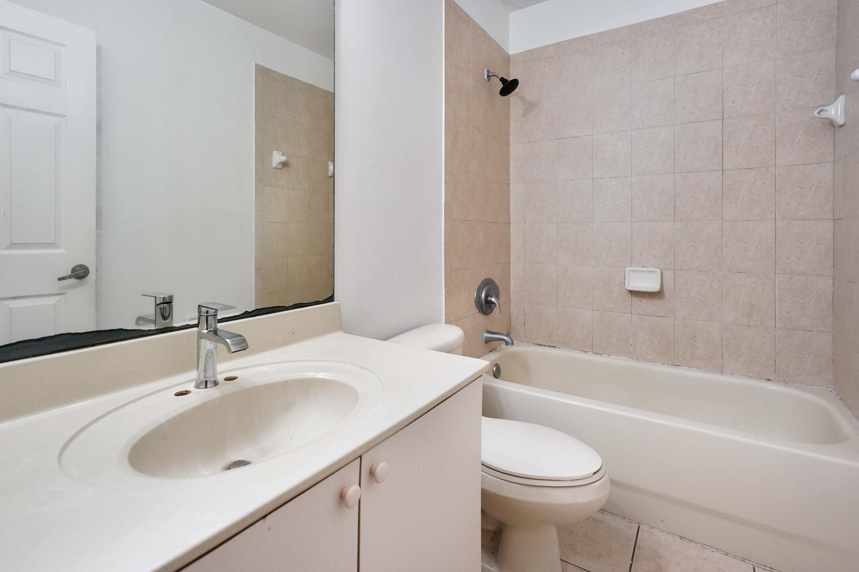 CEDARS WOODS HOMES CONDO - Residential Lease