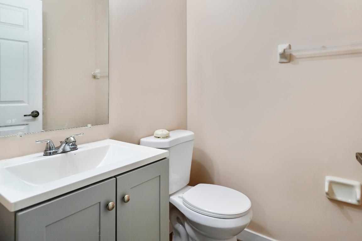 CEDARS WOODS HOMES CONDO - Residential Lease