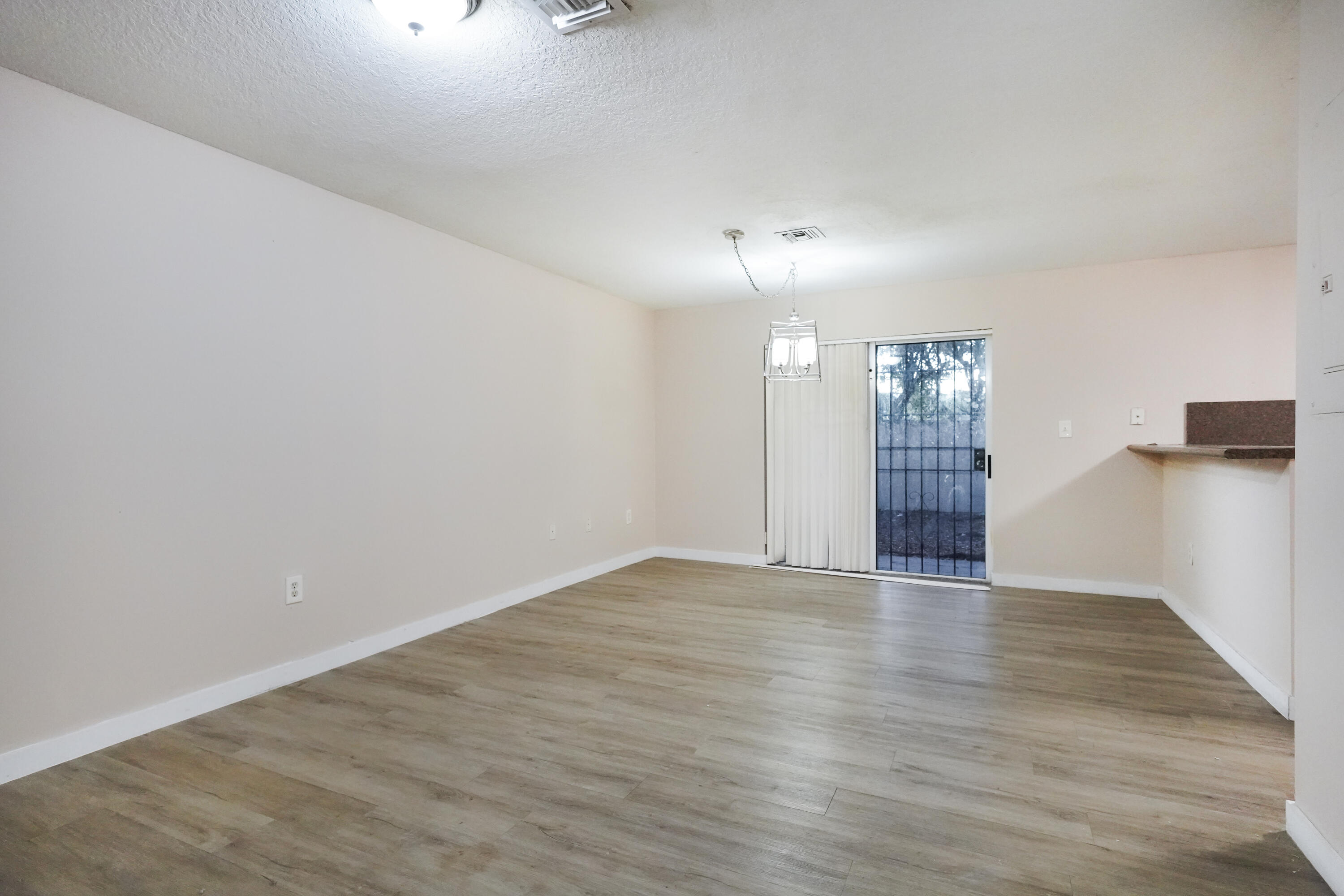 CEDARS WOODS HOMES CONDO - Residential Lease
