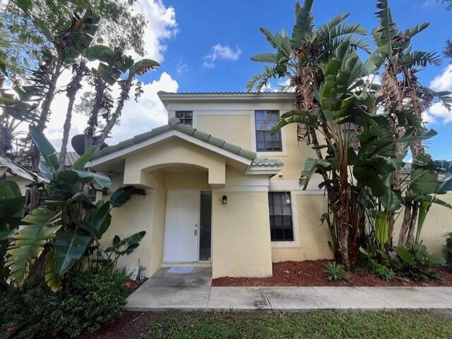 Welcome to this spacious 2-story townhouse featuring a covered patio and a nice-sized backyard, perfect for relaxing or entertaining. This home is move-in ready and conveniently located close to major shopping, dining, and top-rated schools.Enjoy the perfect blend of comfort, convenience, and location don't miss out on this great opportunity! Schedule your showing today!