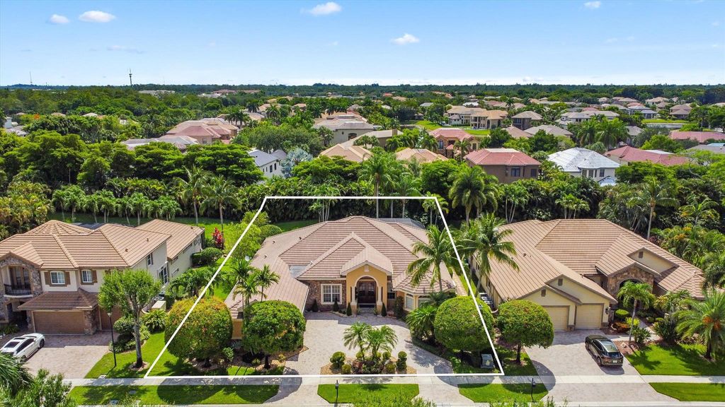 Photo of 10758 Versailles Boulevard, Wellington, FL 33449 (MLS # R11093266)