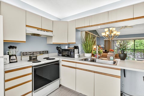 Tiny photo for 1405 S Federal Highway #104, Delray Beach, FL 33483 (MLS # B26017672)