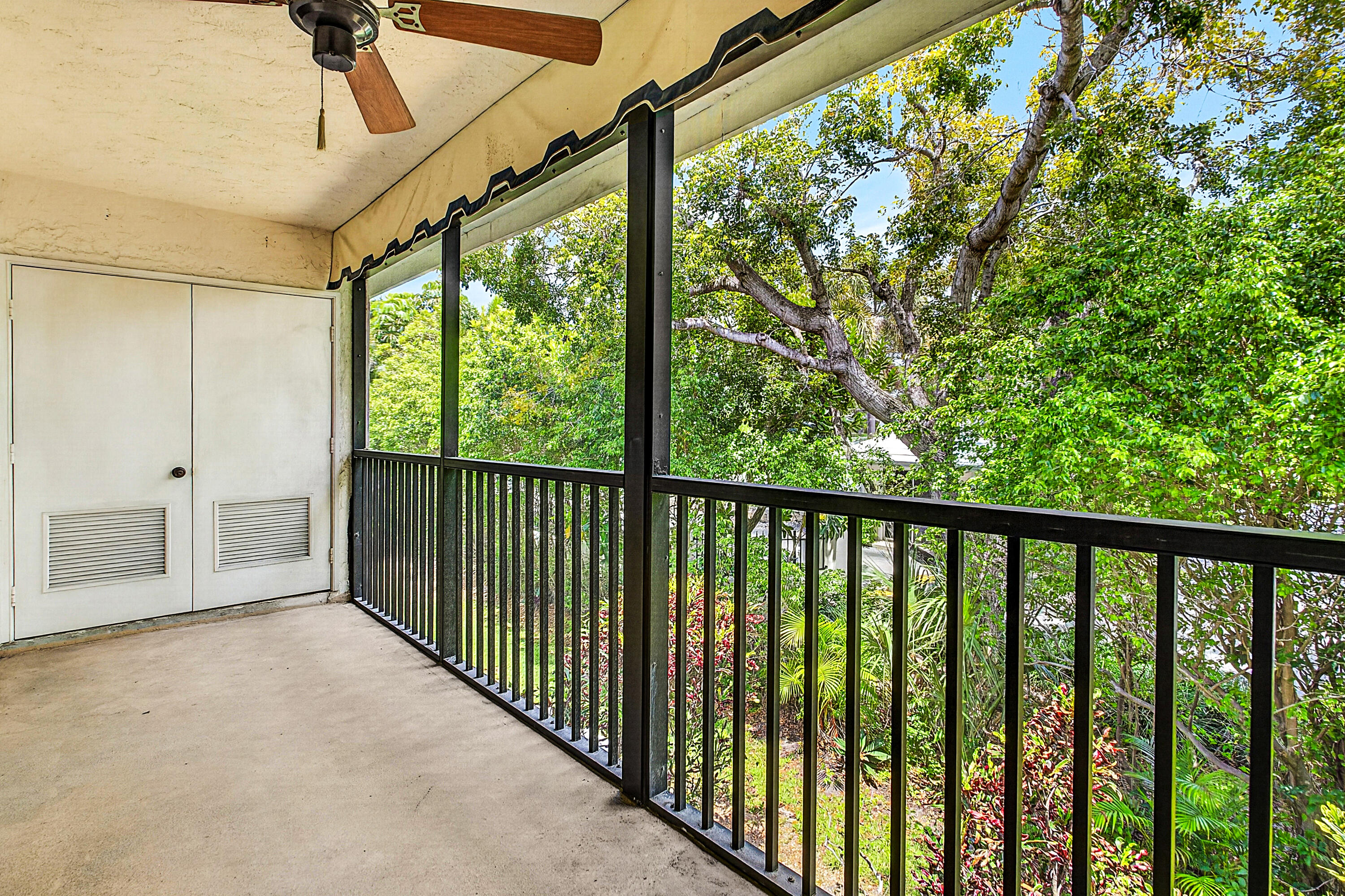 DOMAINE DELRAY CONDO - Residential