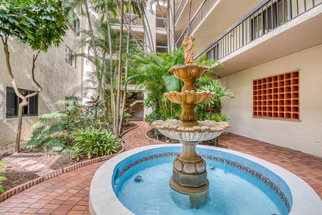 Photo of 500 Ocean Trail Way #401, Jupiter, FL 33477 (MLS # R11051156)