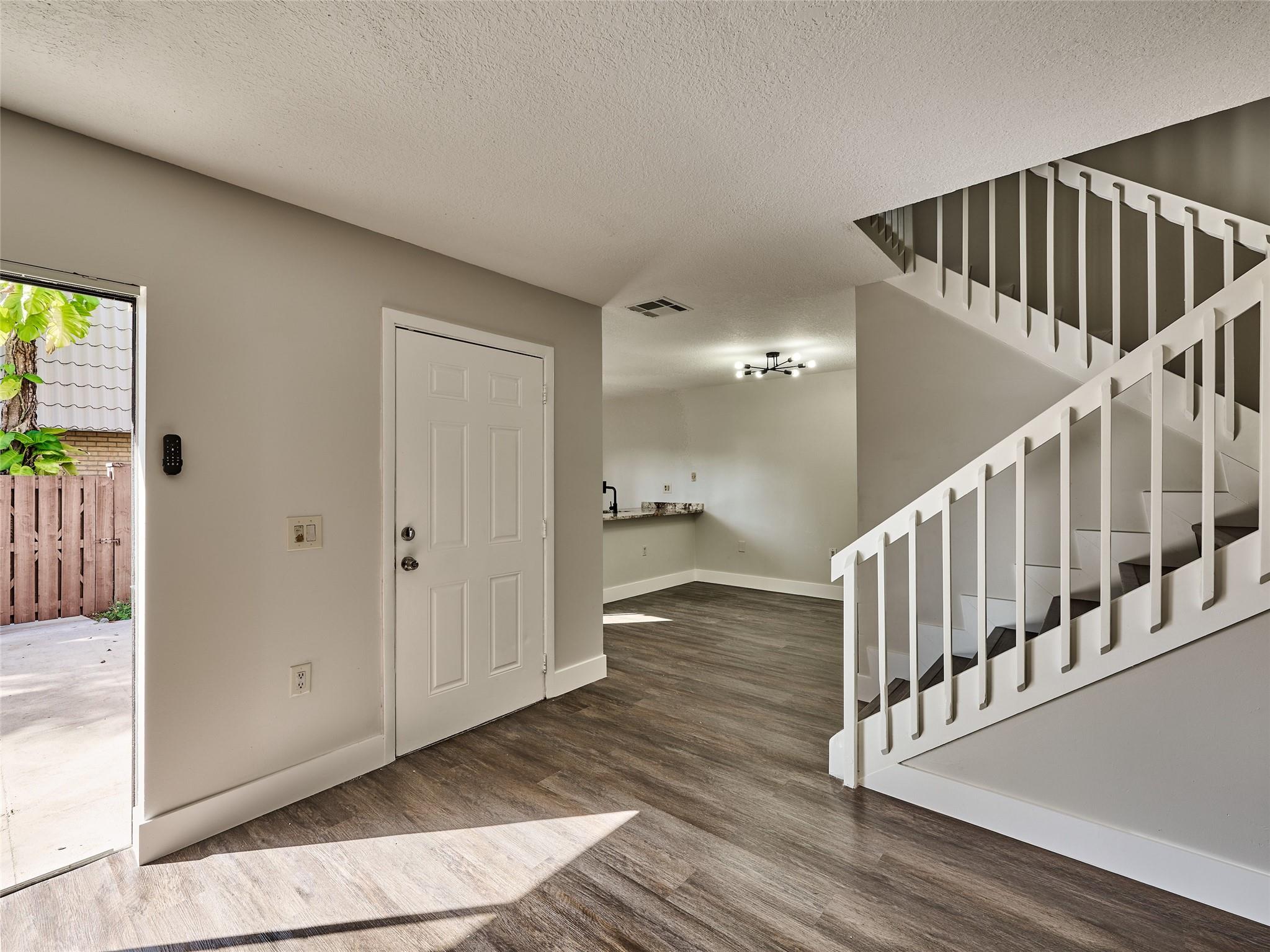 5905 59th Way