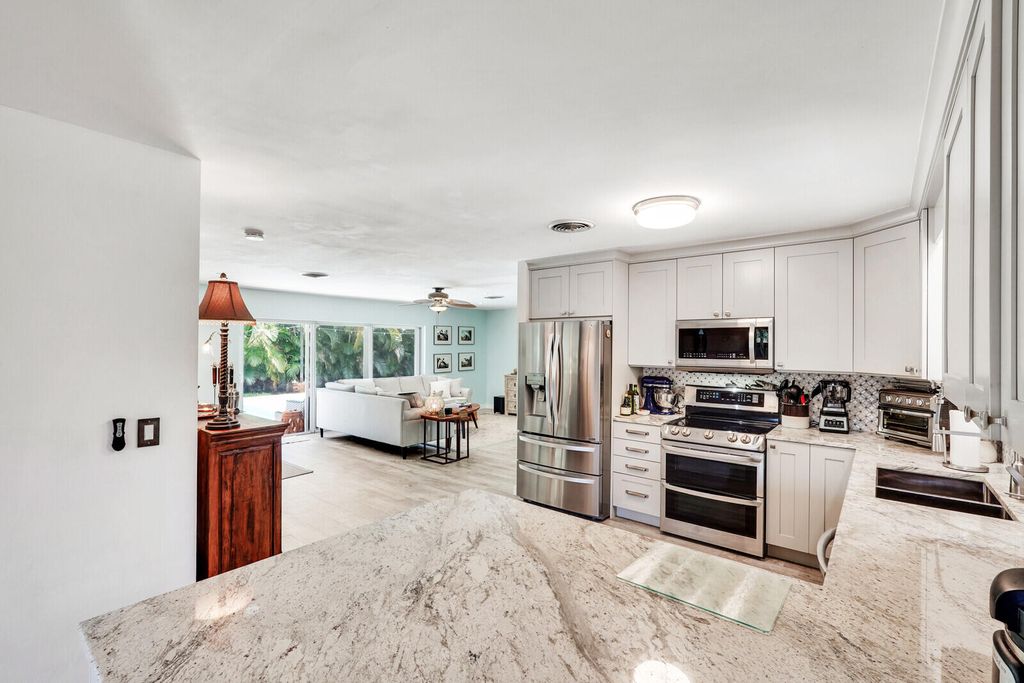 Photo of 2050 Radnor Court, North Palm Beach, FL 33408 (MLS # R11012443)