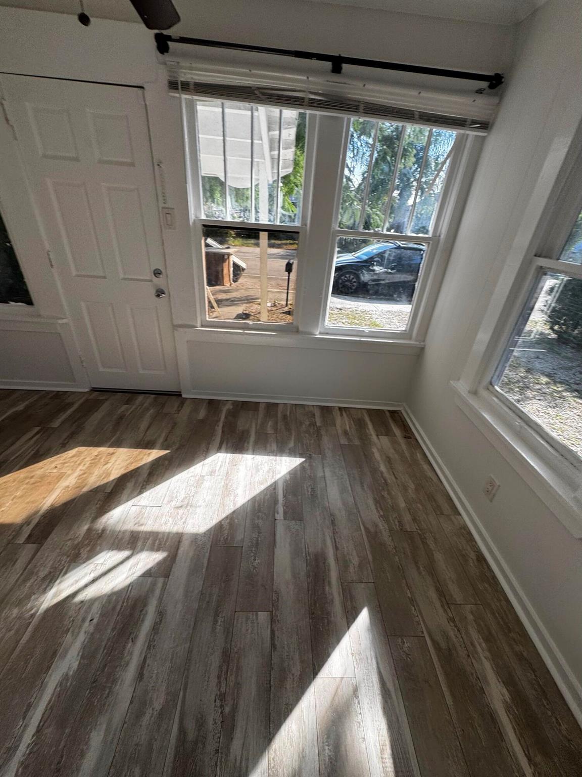 LAKE WORTH TOWN OF - Residential Lease