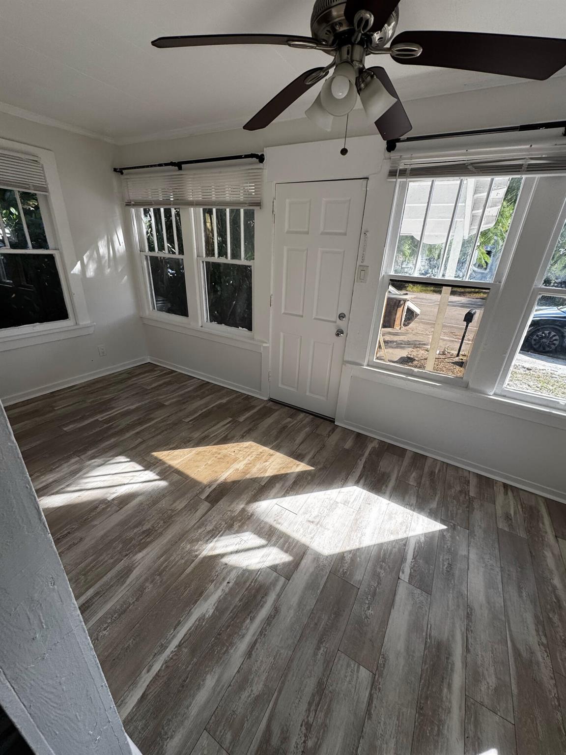 LAKE WORTH TOWN OF - Residential Lease