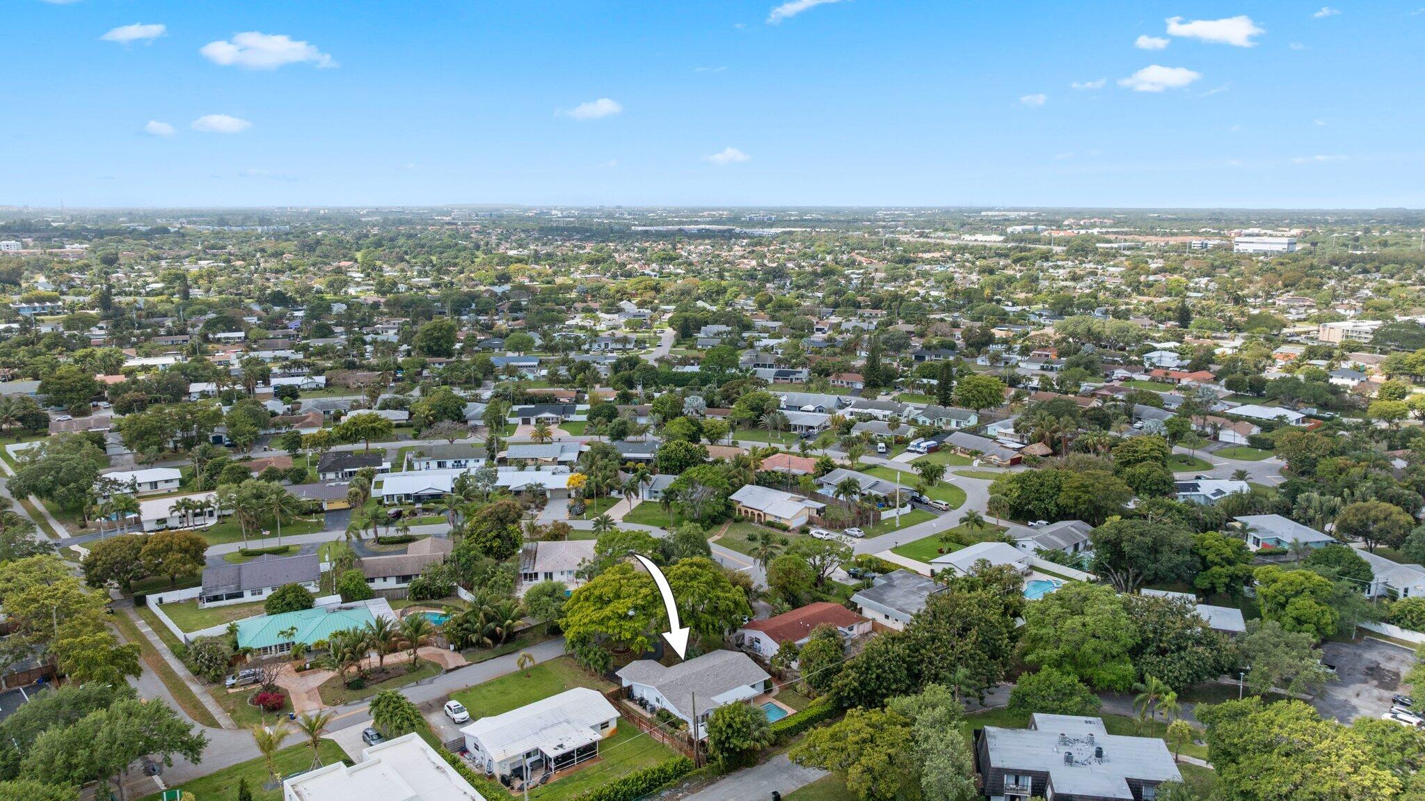 TROPIC PALMS 1 - Residential