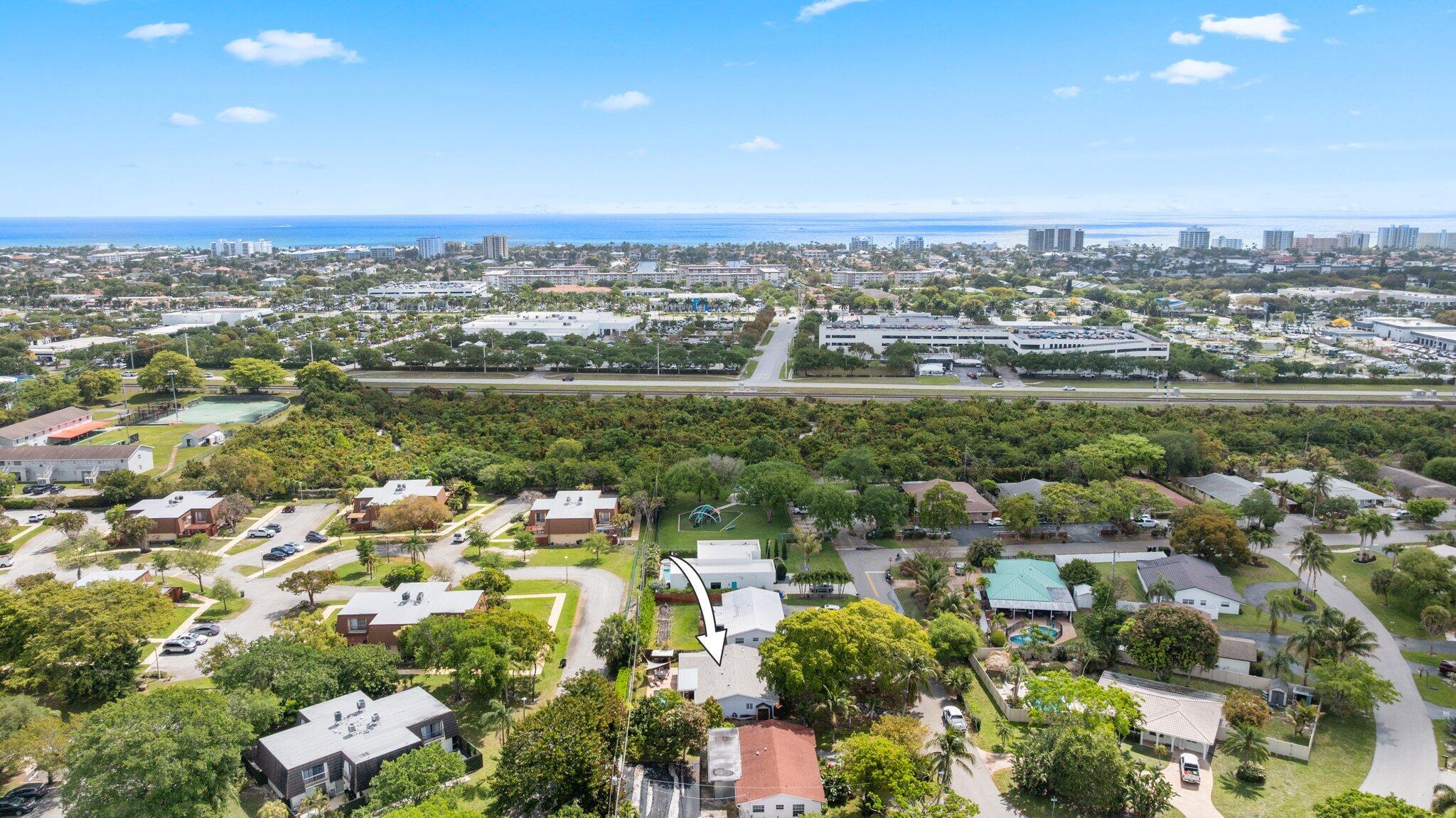 TROPIC PALMS 1 - Residential