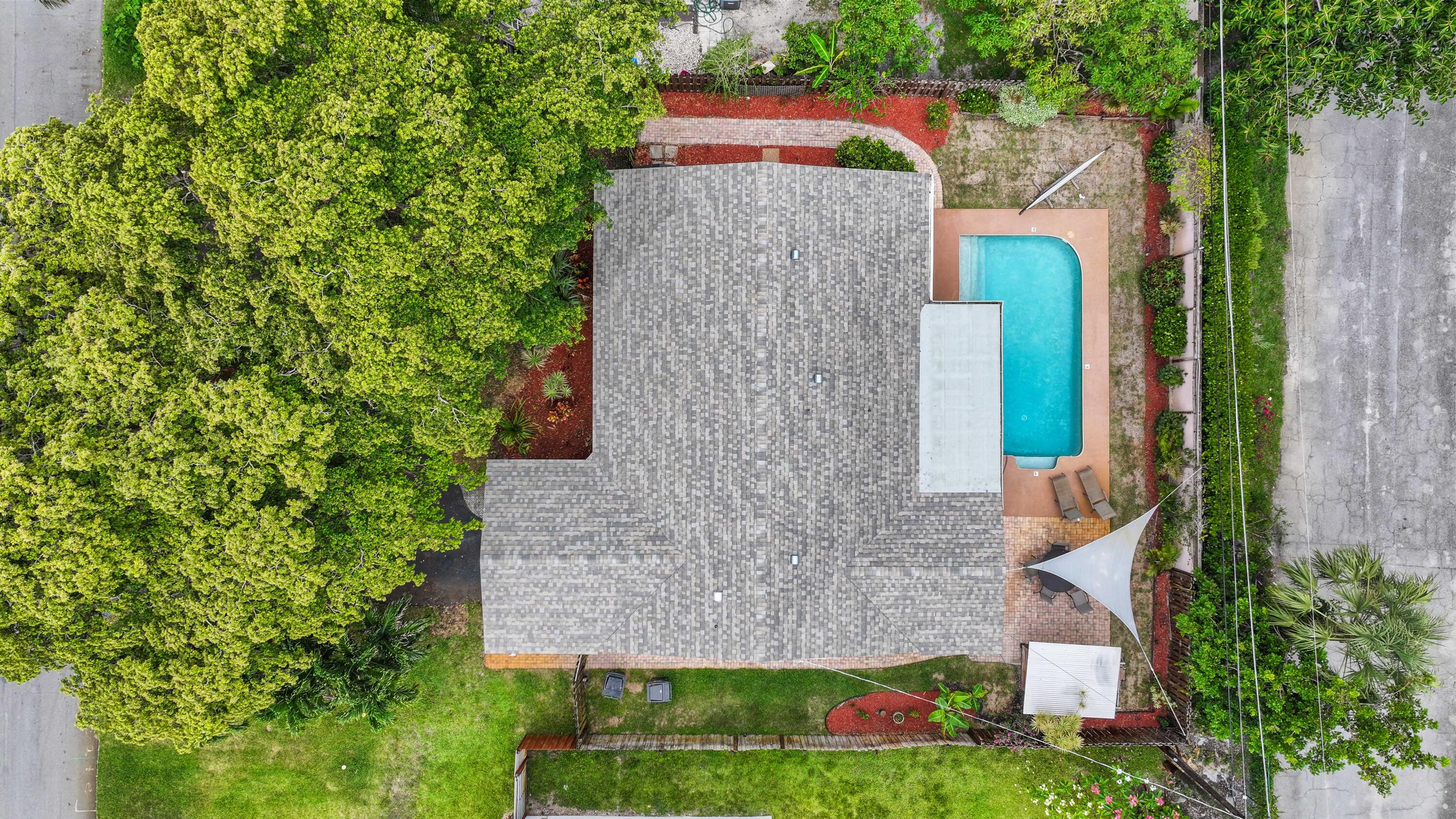 TROPIC PALMS 1 - Residential