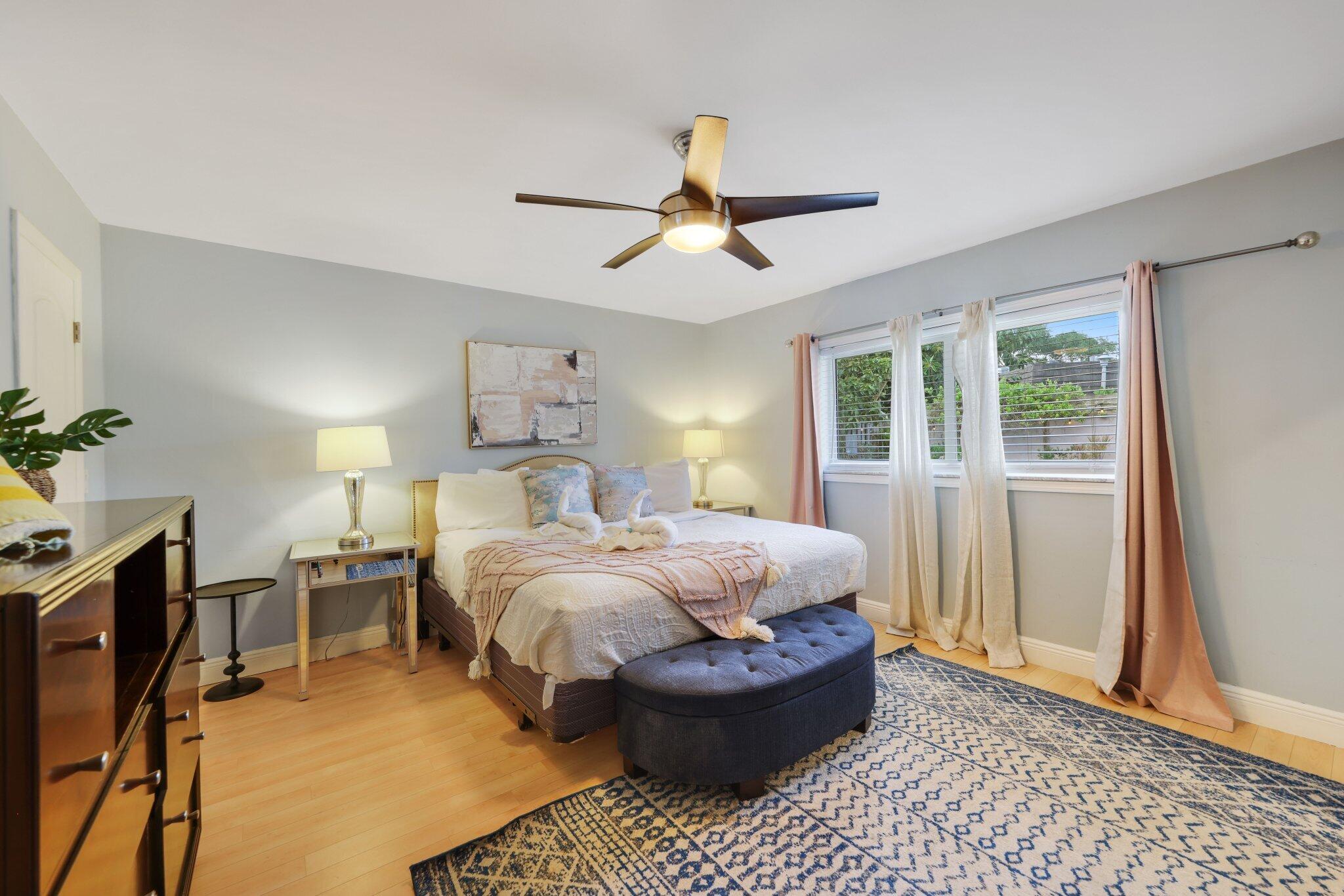 TROPIC PALMS 1 - Residential