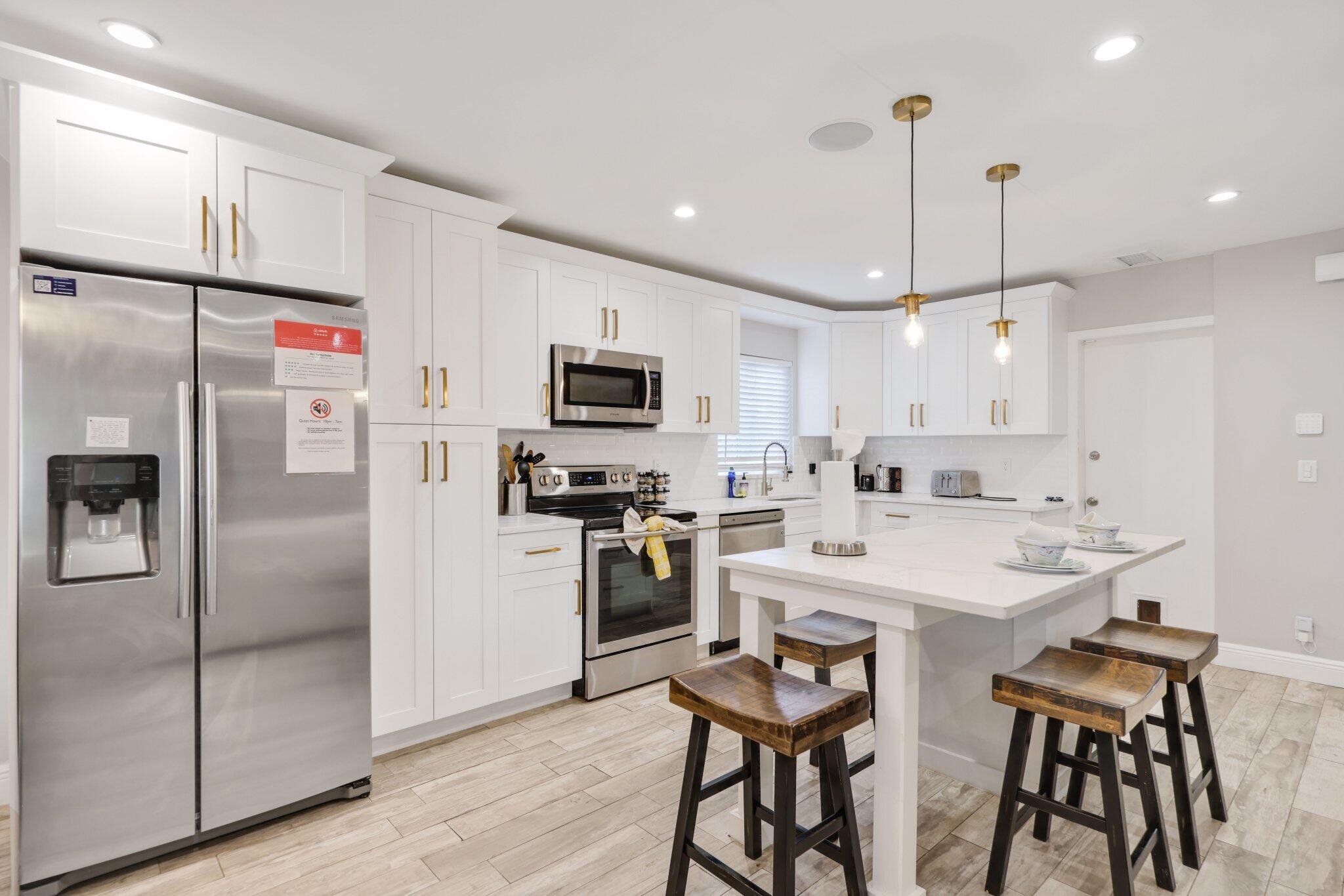 TROPIC PALMS 1 - Residential