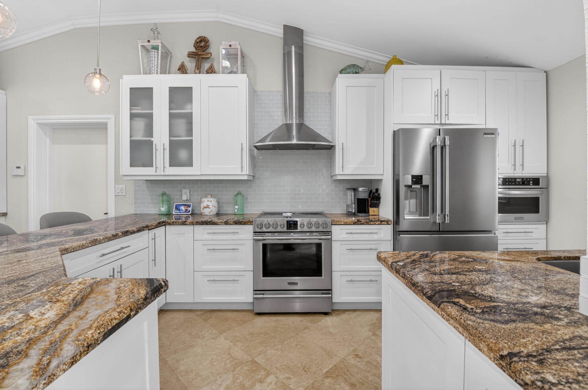 CARIBBEAN KEYS - Residential