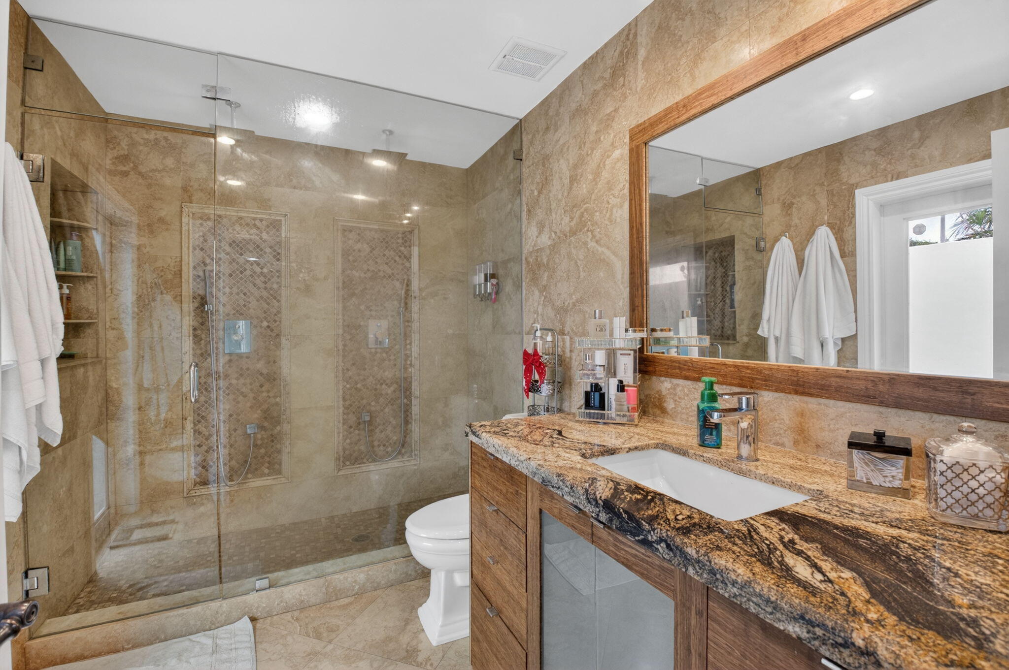 CARIBBEAN KEYS - Residential