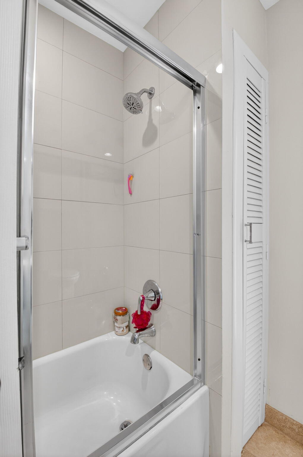 CARIBBEAN KEYS - Residential