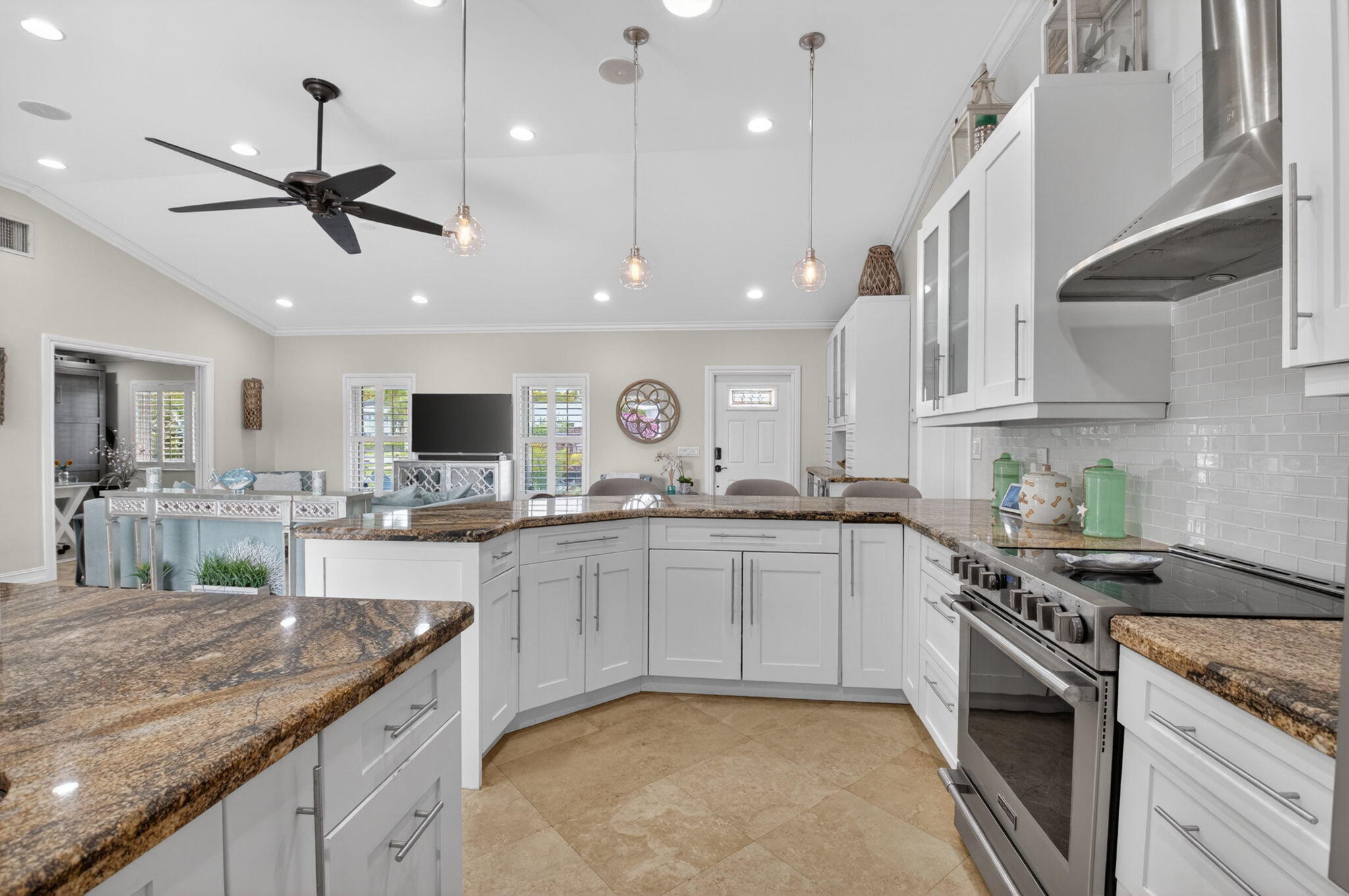 CARIBBEAN KEYS - Residential