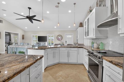 Tiny photo for 5800 NE 7th Avenue, Boca Raton, FL 33487 (MLS # B26016467)